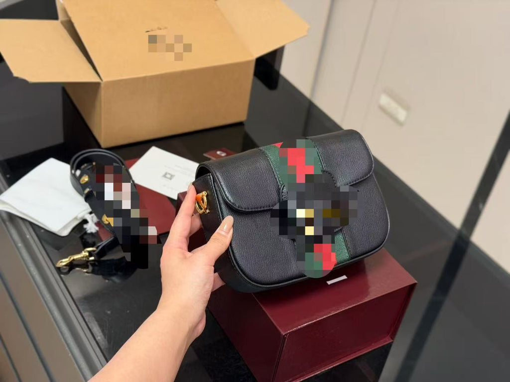 Gucci Dionysus shoulder bag