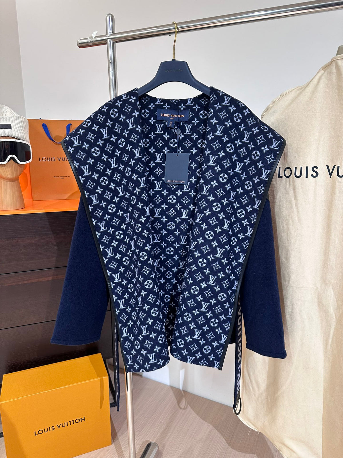 Chaqueta Louis Vuitton - Estilo 48 CALIDAD ORIGINAL
