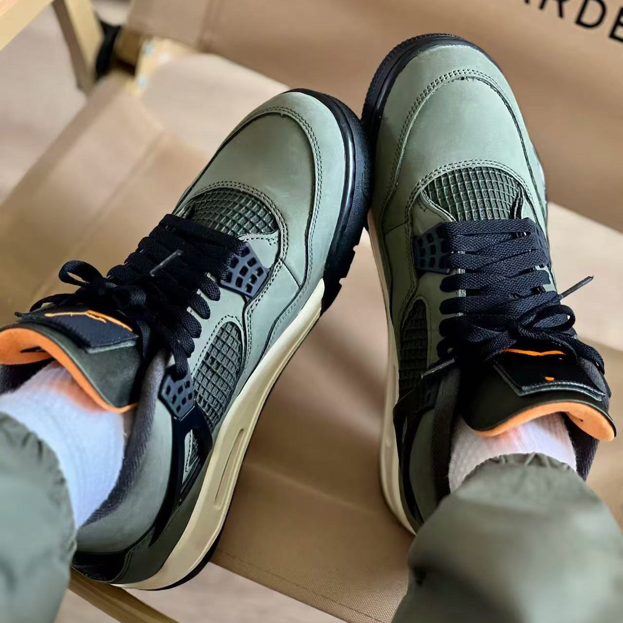 AJ4 suela iluminosa