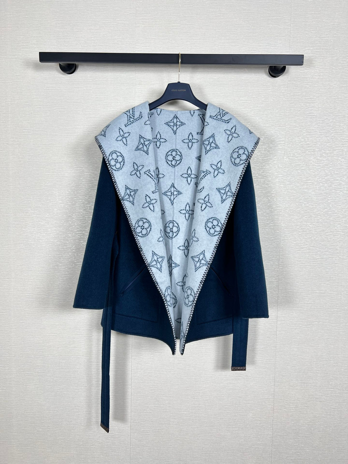 Chaqueta Louis Vuitton - Estilo 32 CALIDAD ORIGINAL