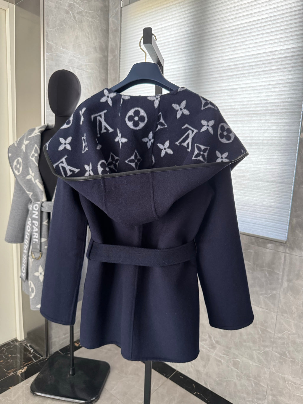 Chaqueta Louis Vuitton - Estilo 31 CALIDAD ORIGINAL