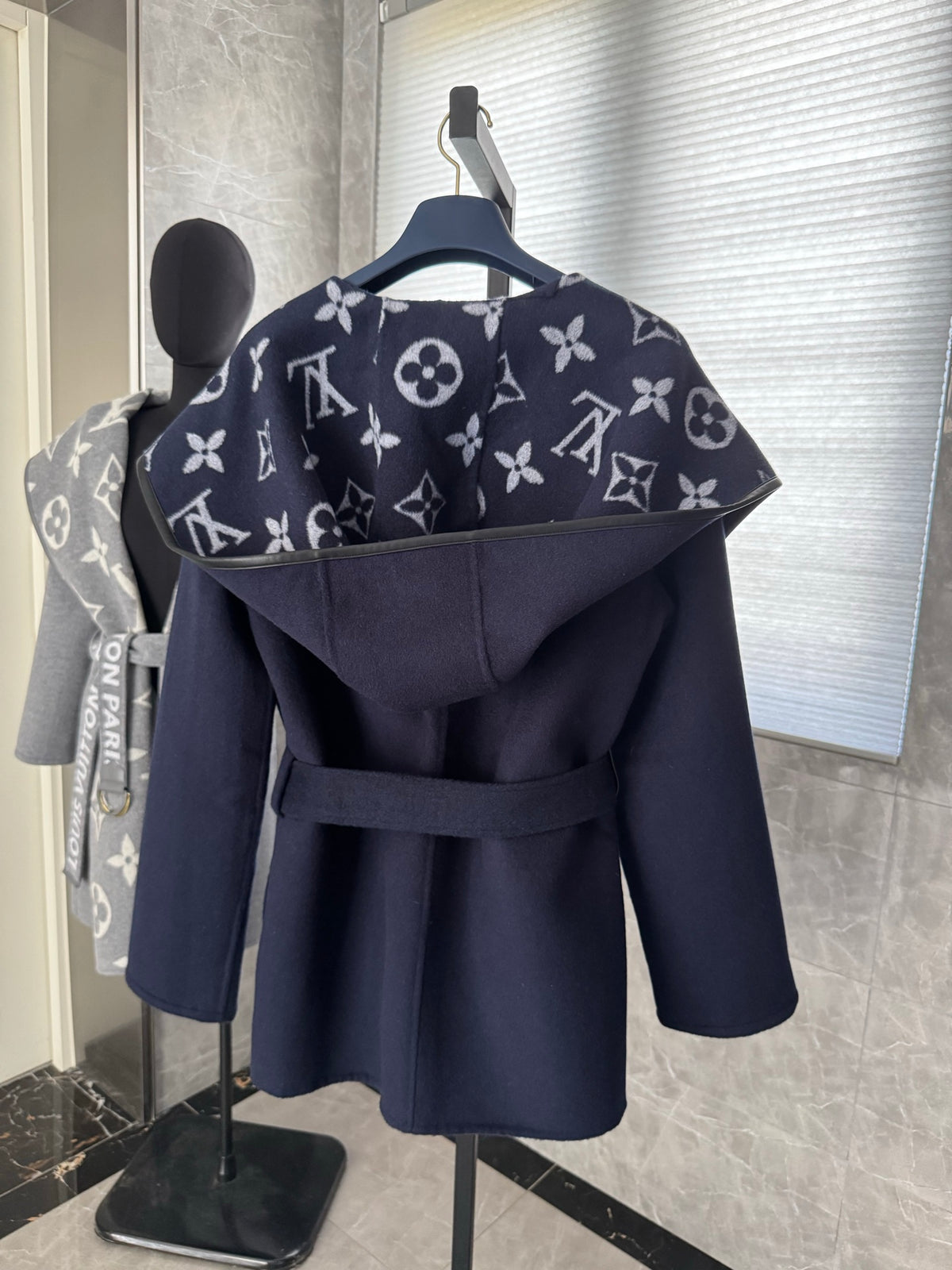 Chaqueta Louis Vuitton - Estilo 31 CALIDAD ORIGINAL