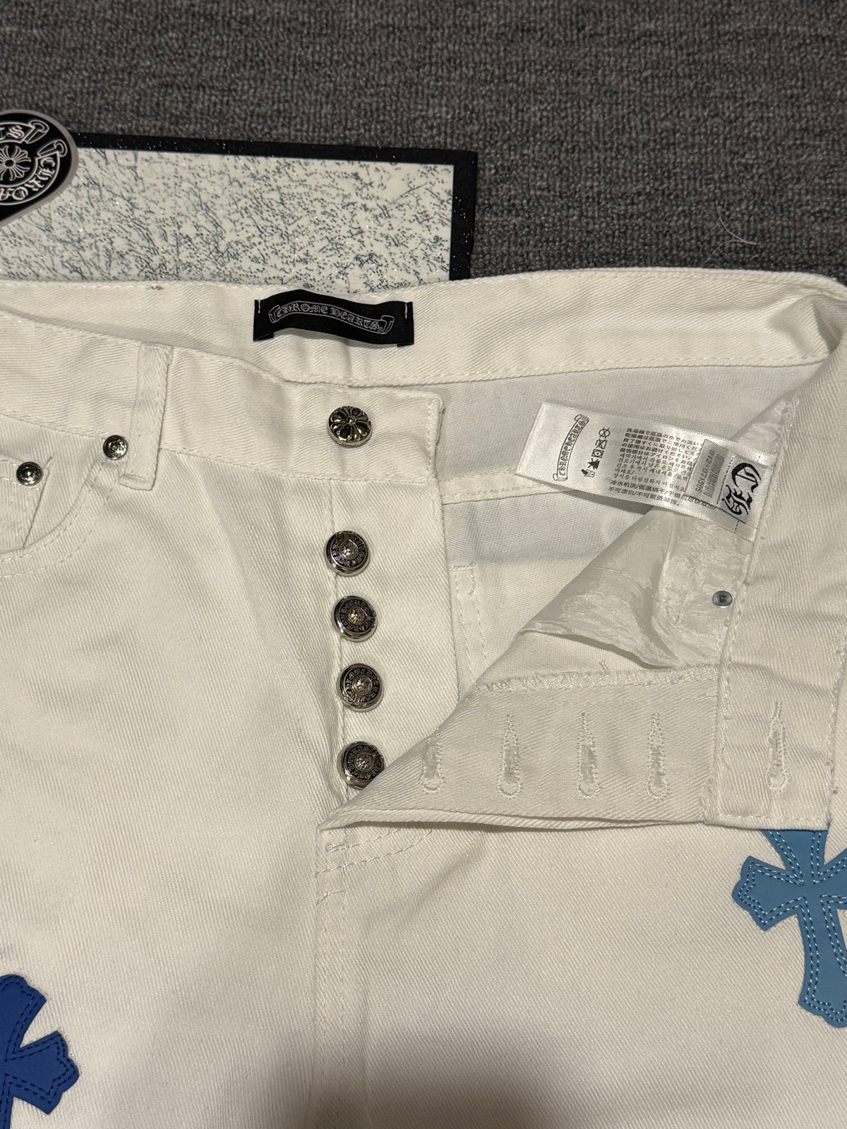 Pantalón Chrome Hearts blanco jeans con azul patchwork cuero CALIDAD ORIGINAL