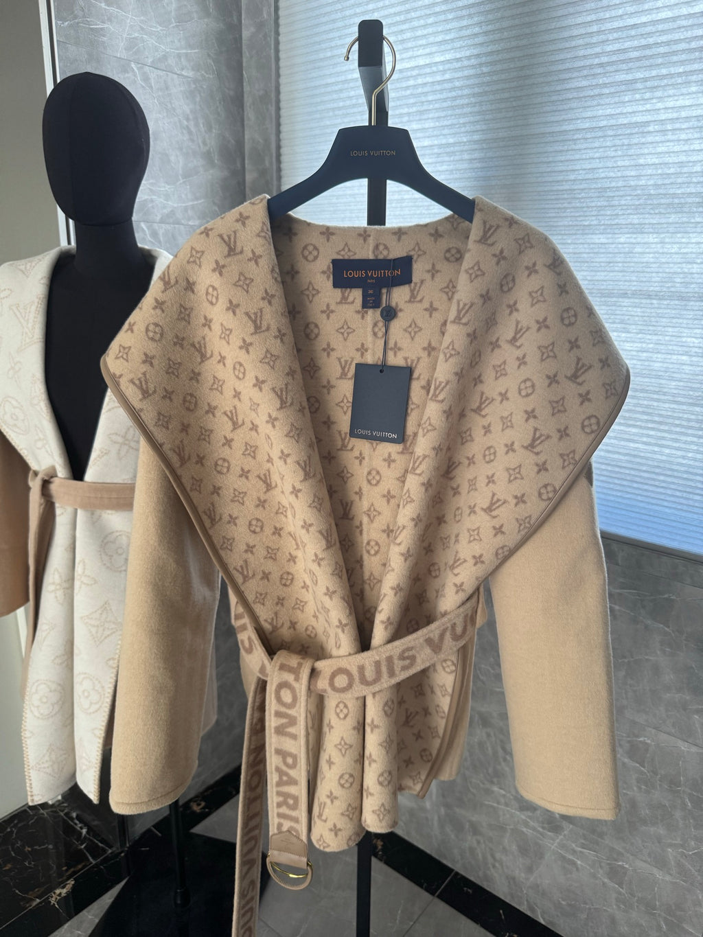 Chaqueta Louis Vuitton - Estilo 41 CALIDAD ORIGINAL
