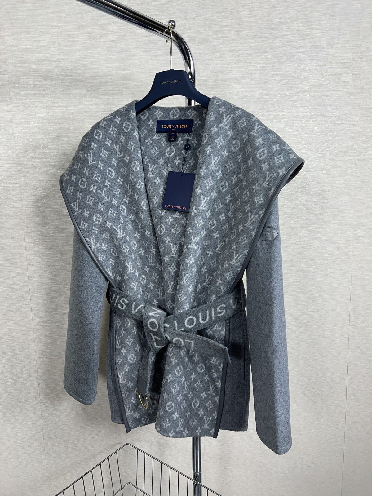 Chaqueta Louis Vuitton - Estilo 35 CALIDAD ORIGINAL