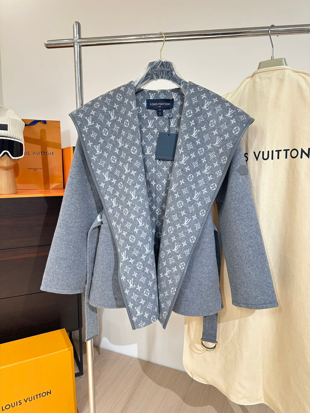 Chaqueta Louis Vuitton - Estilo 51 CALIDAD ORIGINAL