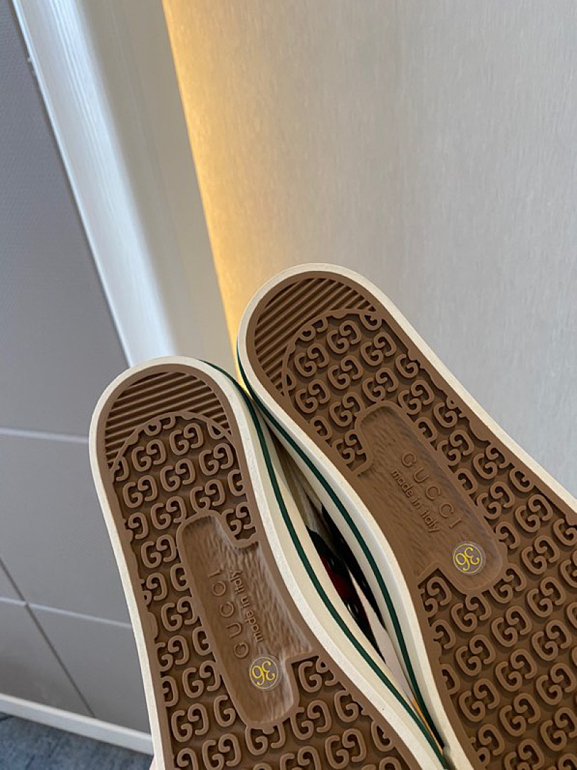 Zapatillas Gucci Casual - Modelo 002