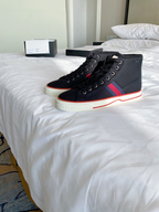 Zapatillas Gucci Casual - Modelo 045
