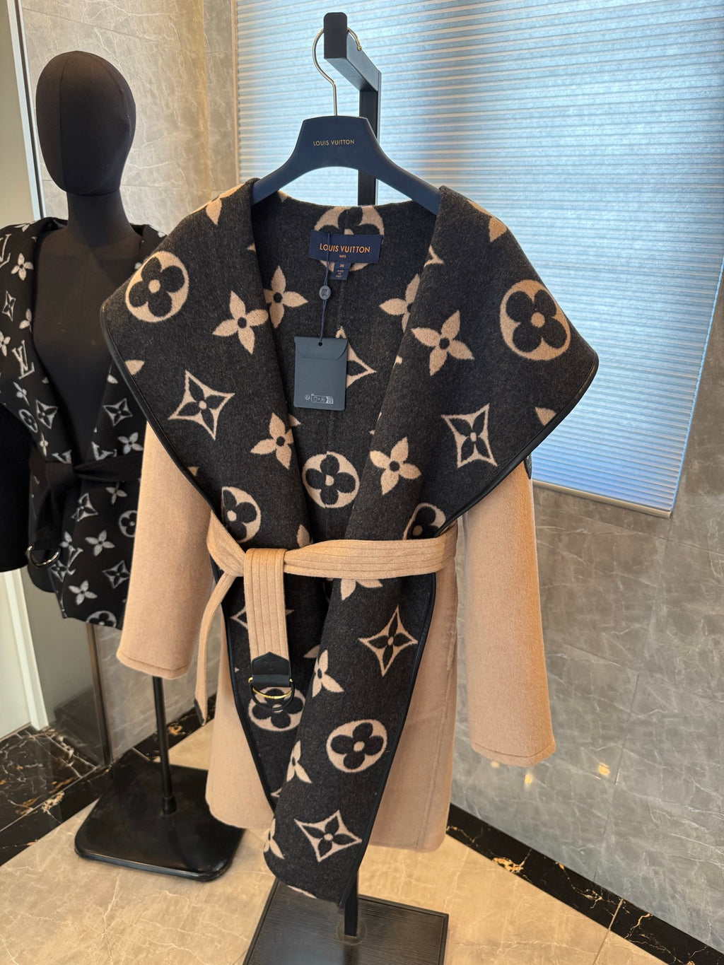 Chaqueta Louis Vuitton - Estilo 11 CALIDAD ORIGINAL