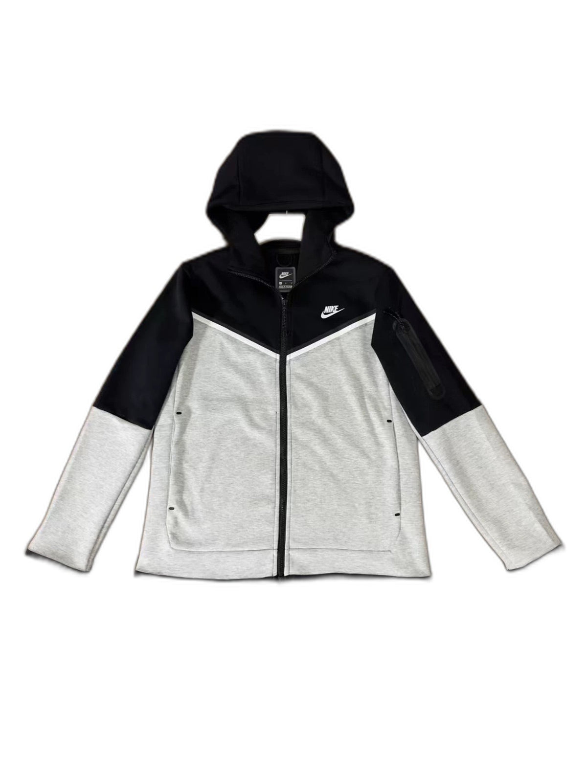 Conjunto Nike Tech Fleece - Negro y Gris