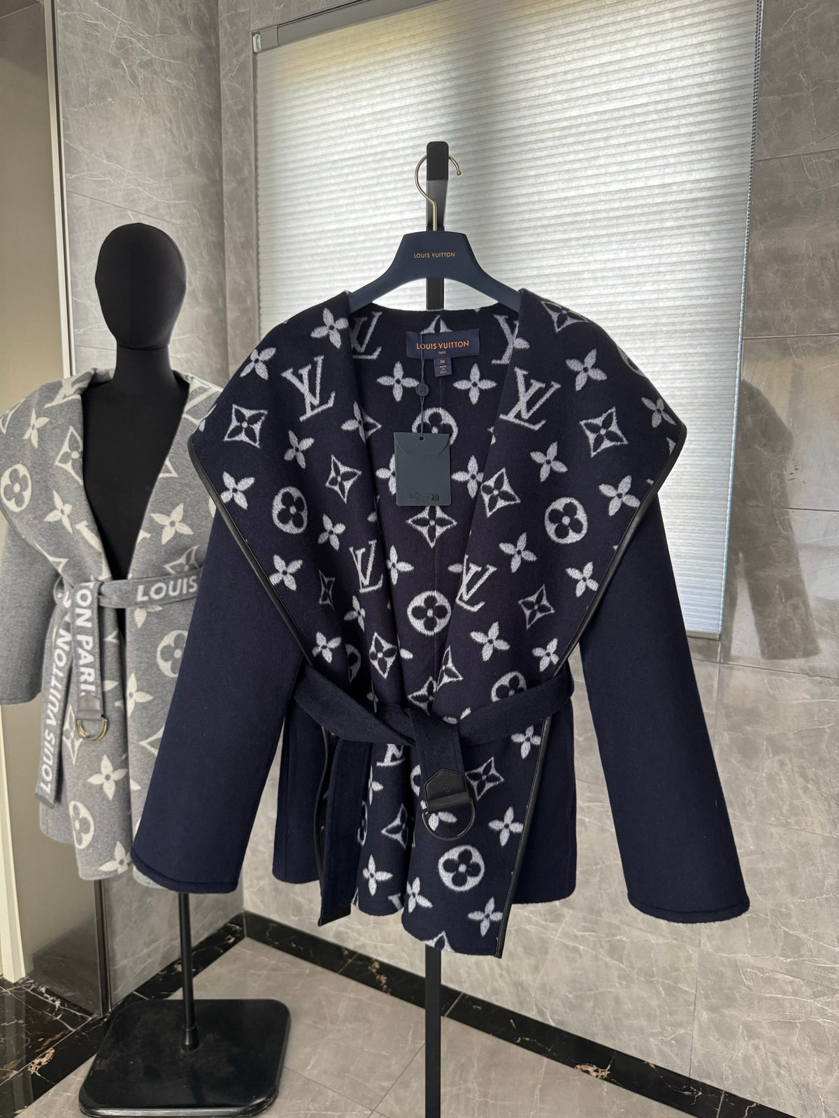 Chaqueta Louis Vuitton - Estilo 31 CALIDAD ORIGINAL