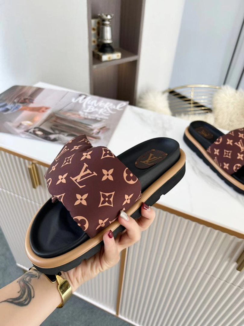 Zapatillas Louis Vuitton Sandalias - Modelo 038