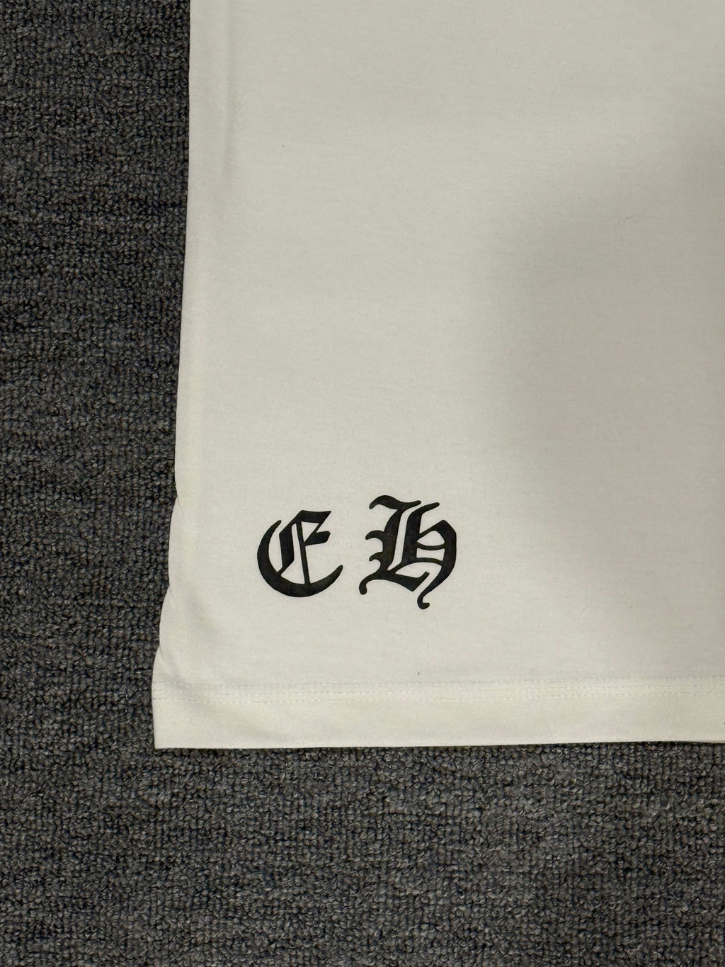 Polera Chrome Hearts Letras Sánscritas #YH026 - Estilo B CALIDAD ORIGINAL