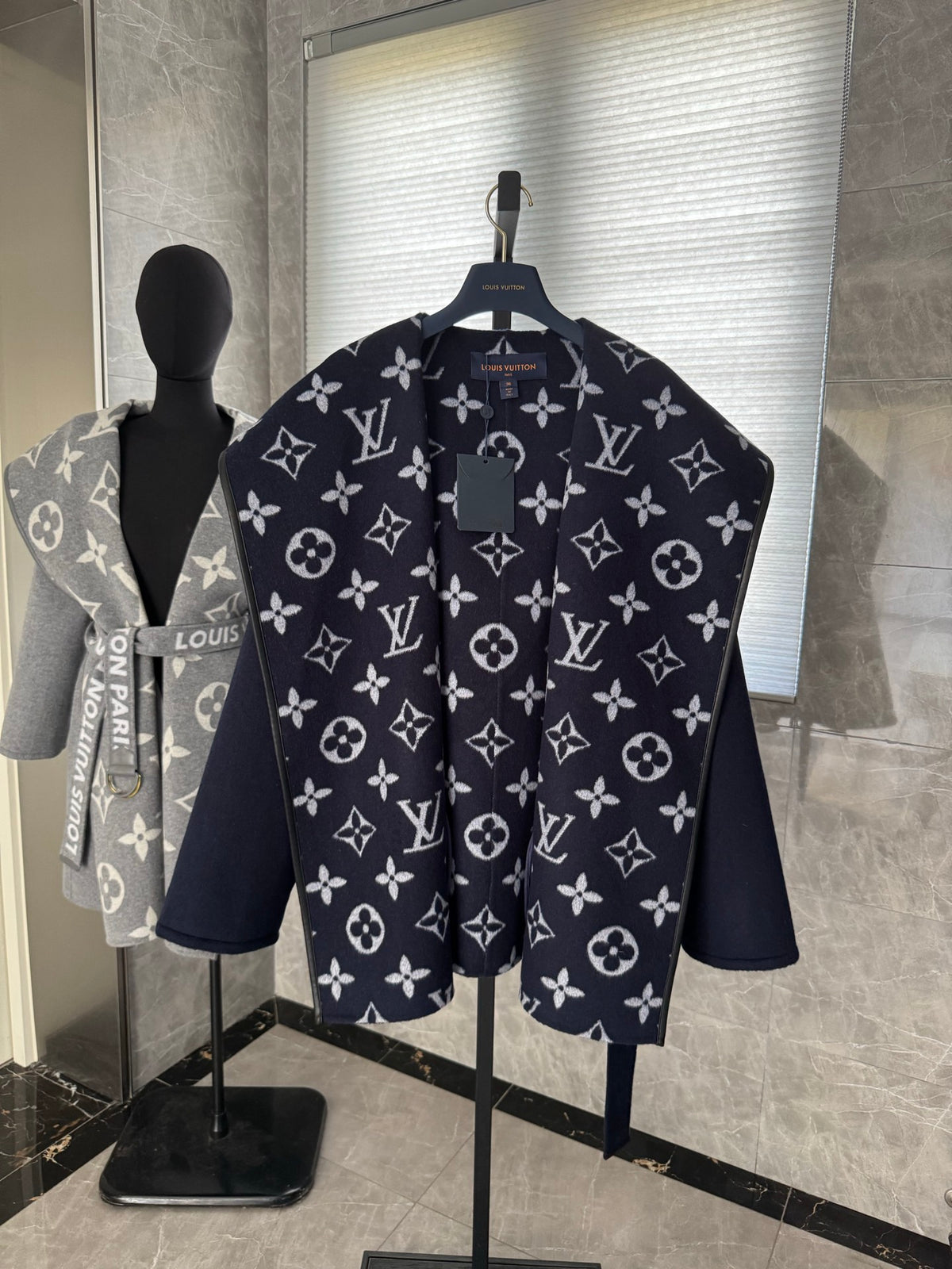 Chaqueta Louis Vuitton - Estilo 31 CALIDAD ORIGINAL