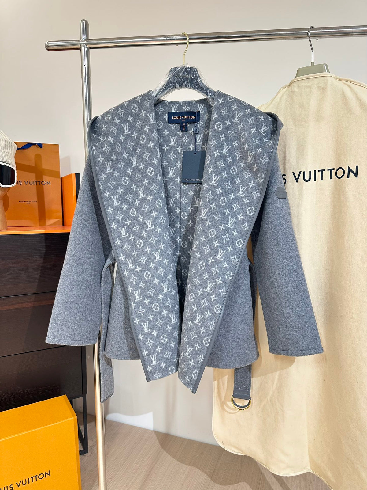 Chaqueta Louis Vuitton - Estilo 51 CALIDAD ORIGINAL