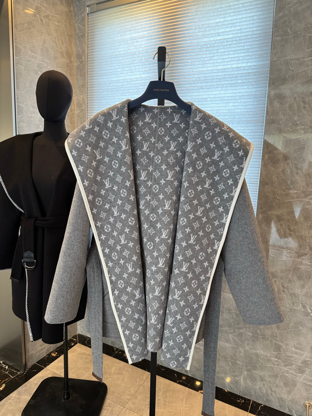 Chaqueta Louis Vuitton - Estilo 26 CALIDAD ORIGINAL