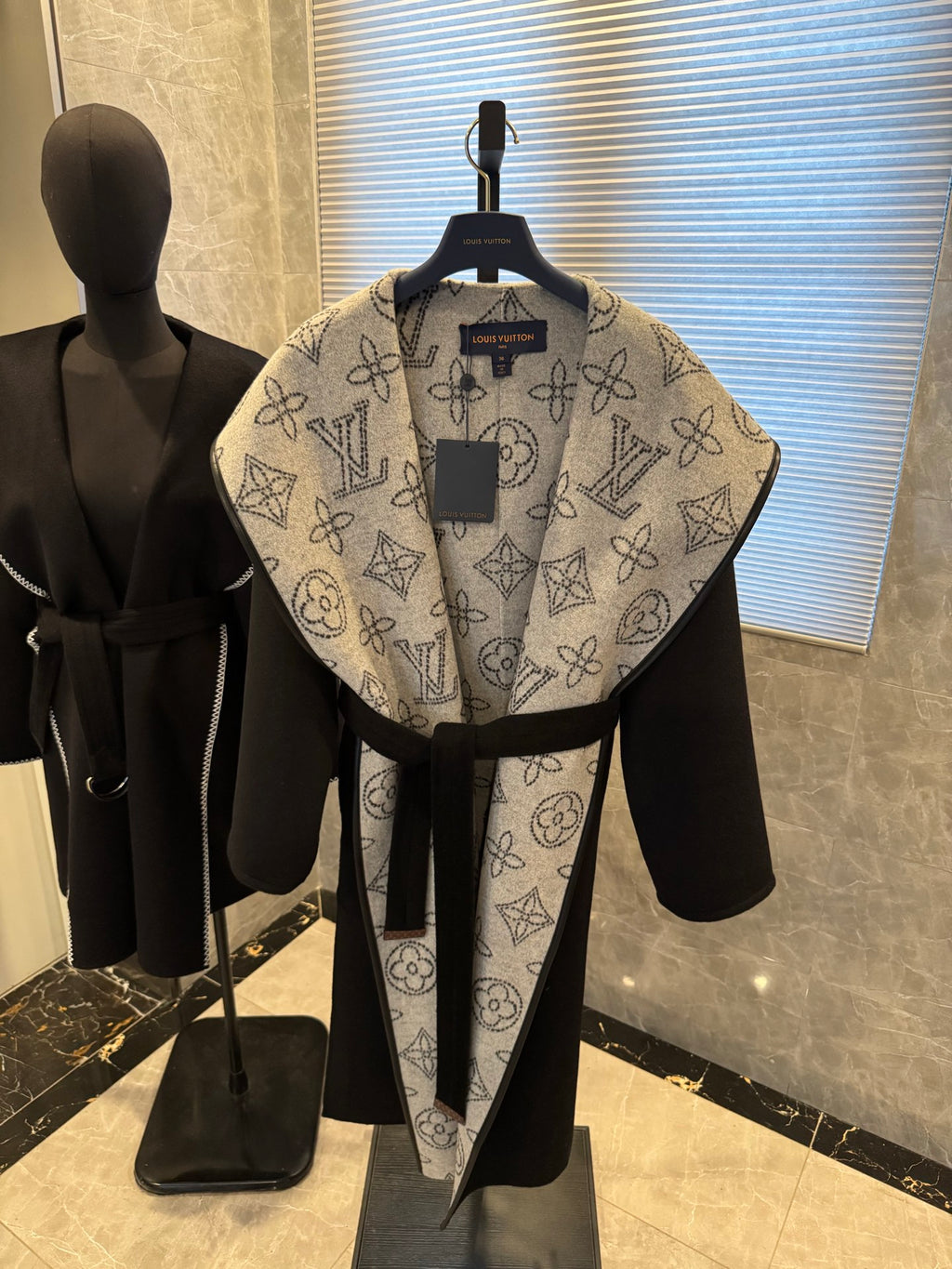 Chaqueta Louis Vuitton - Estilo 57 CALIDAD ORIGINAL