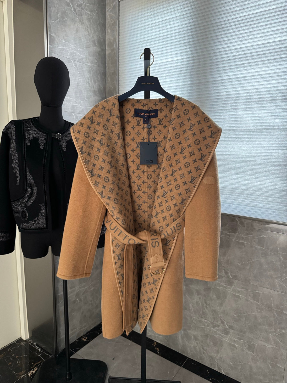 Chaqueta Louis Vuitton - Estilo 5 CALIDAD ORIGINAL