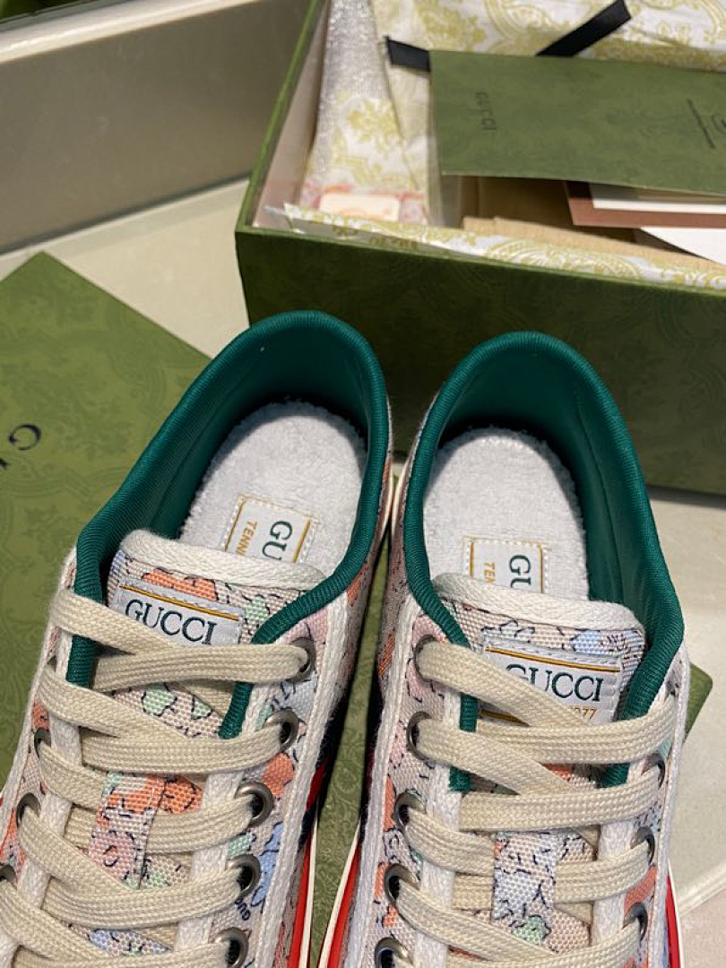 Zapatillas Gucci Casual - Modelo 011
