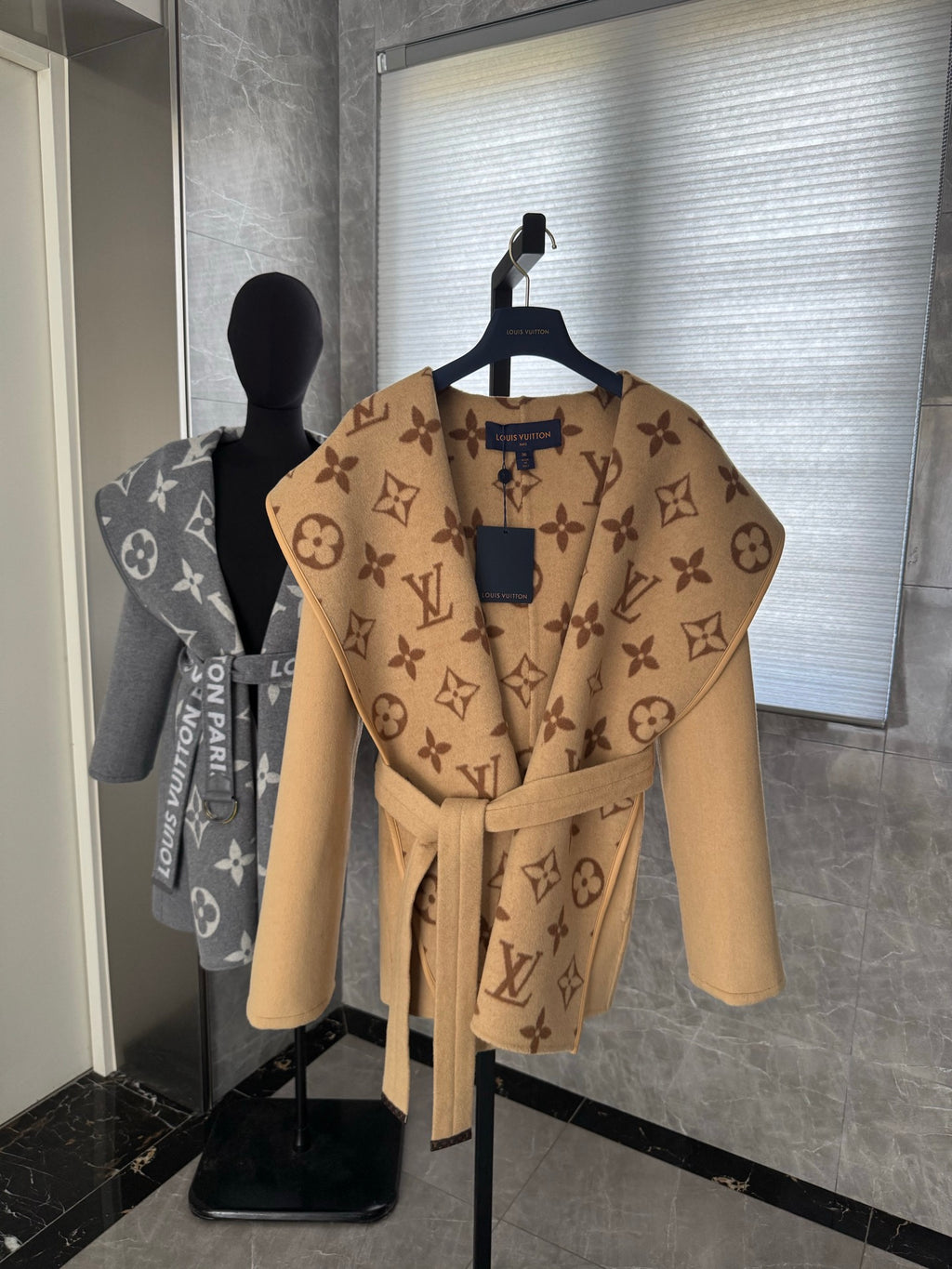 Chaqueta Louis Vuitton - Estilo 17 CALIDAD ORIGINAL