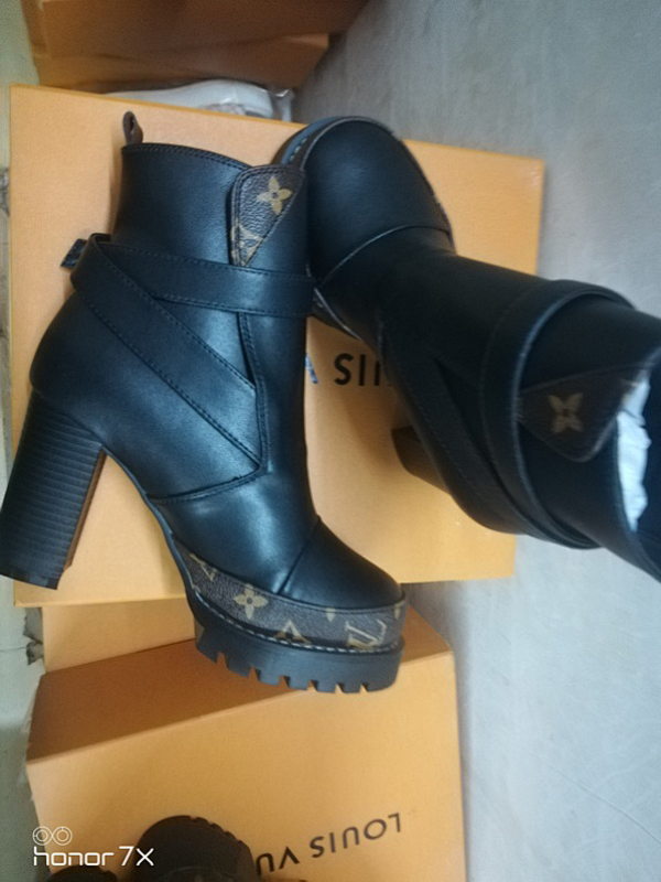 Zapatillas Louis Vuitton Botas - Modelo 396