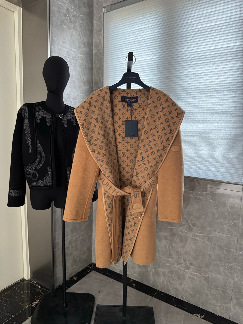 Chaqueta Louis Vuitton - Estilo 5 CALIDAD ORIGINAL