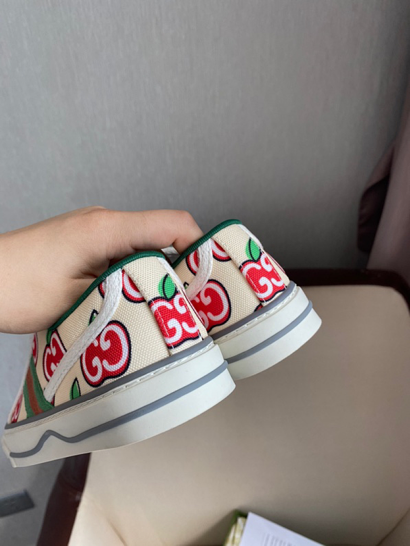 Zapatillas Gucci Casual - Modelo 017