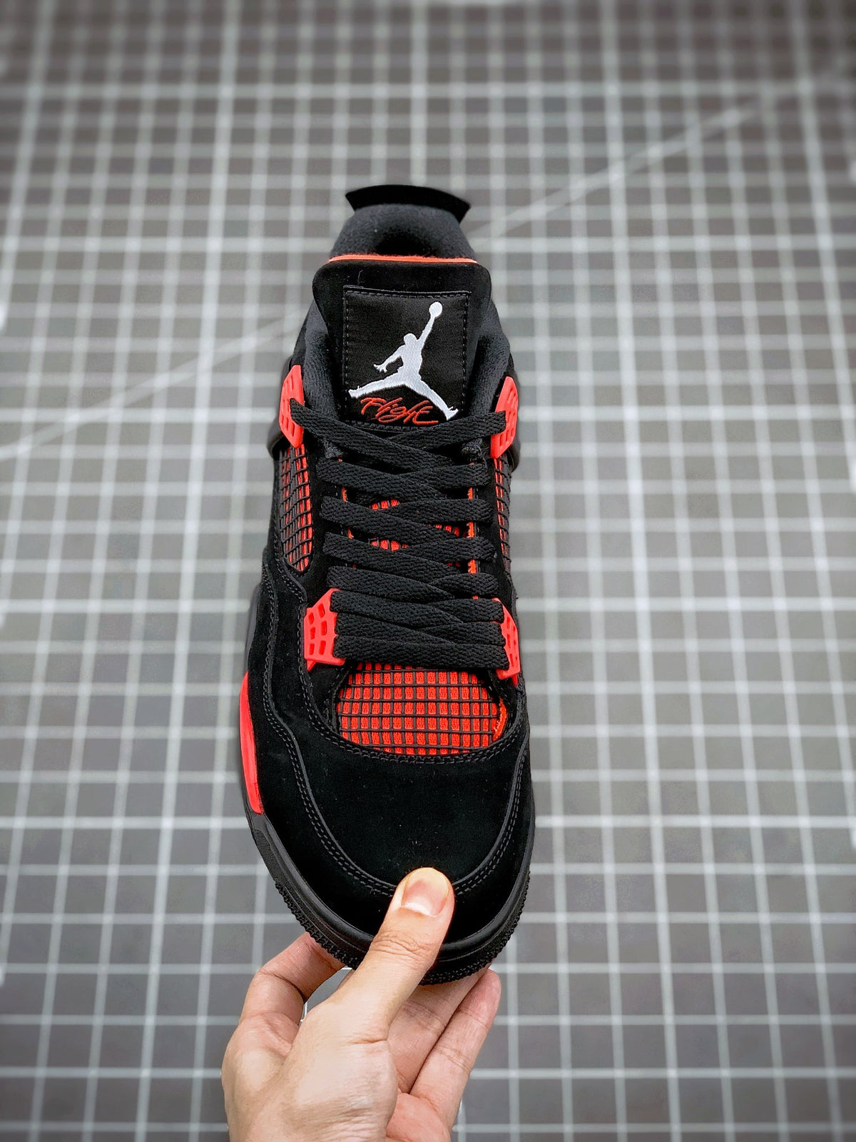 Air Jordan 4 Retro "Red Thunder"