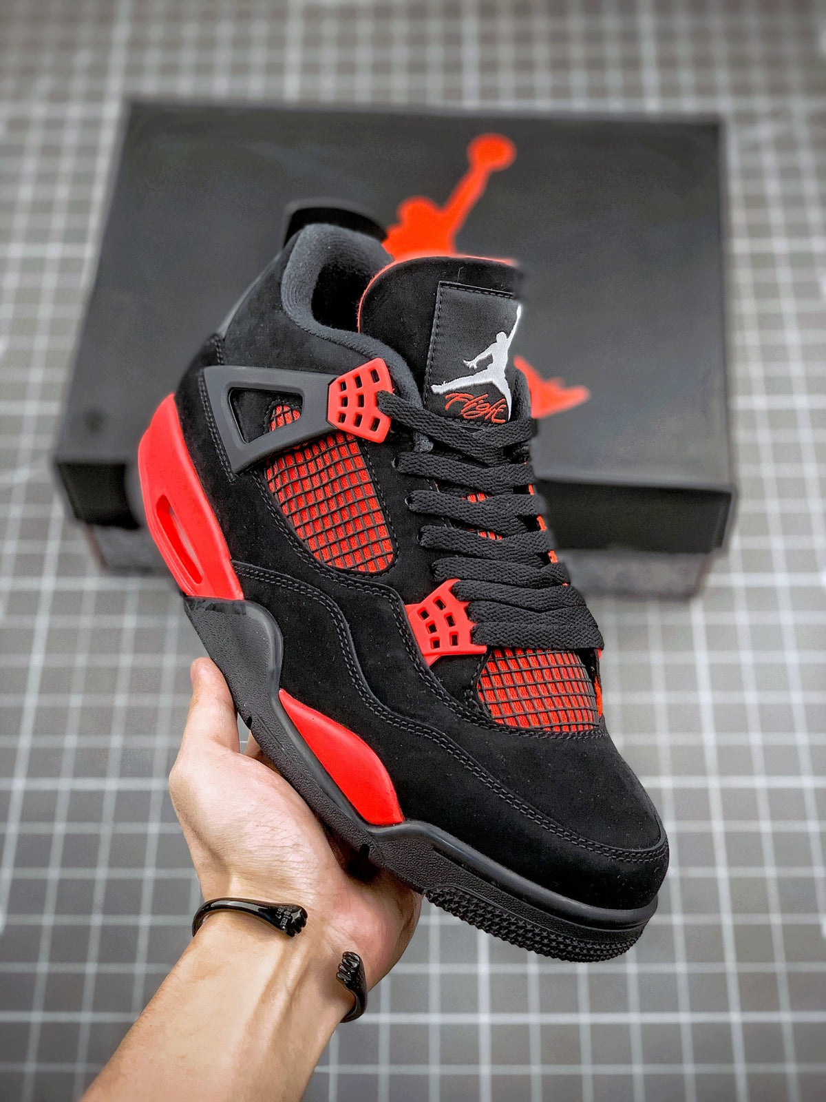 Air Jordan 4 Retro "Red Thunder"