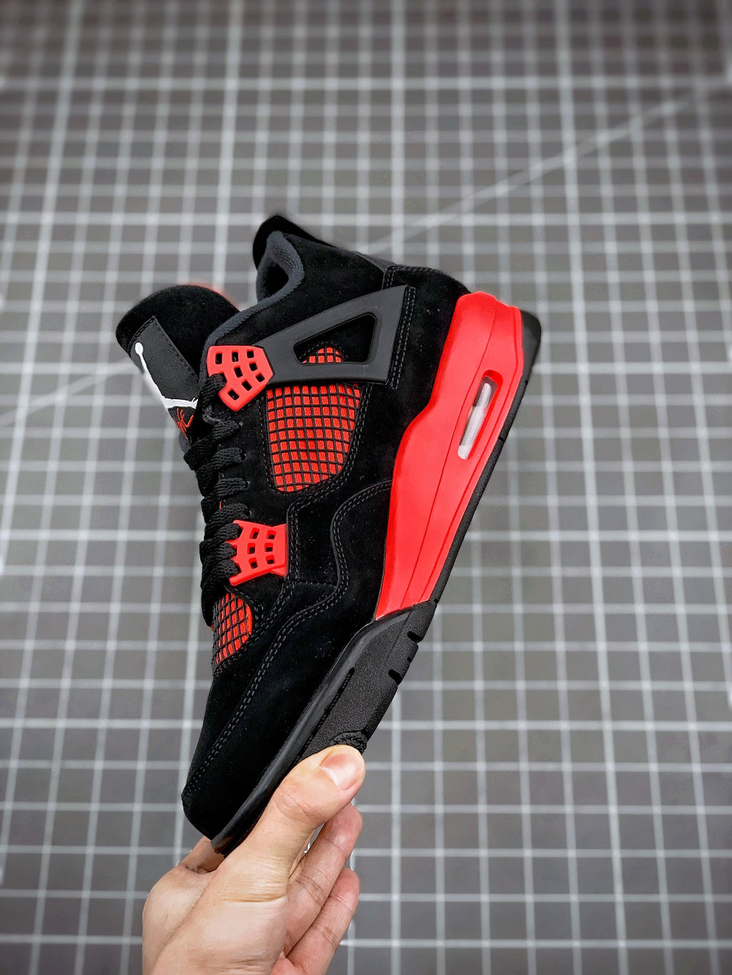 Air Jordan 4 Retro "Red Thunder"