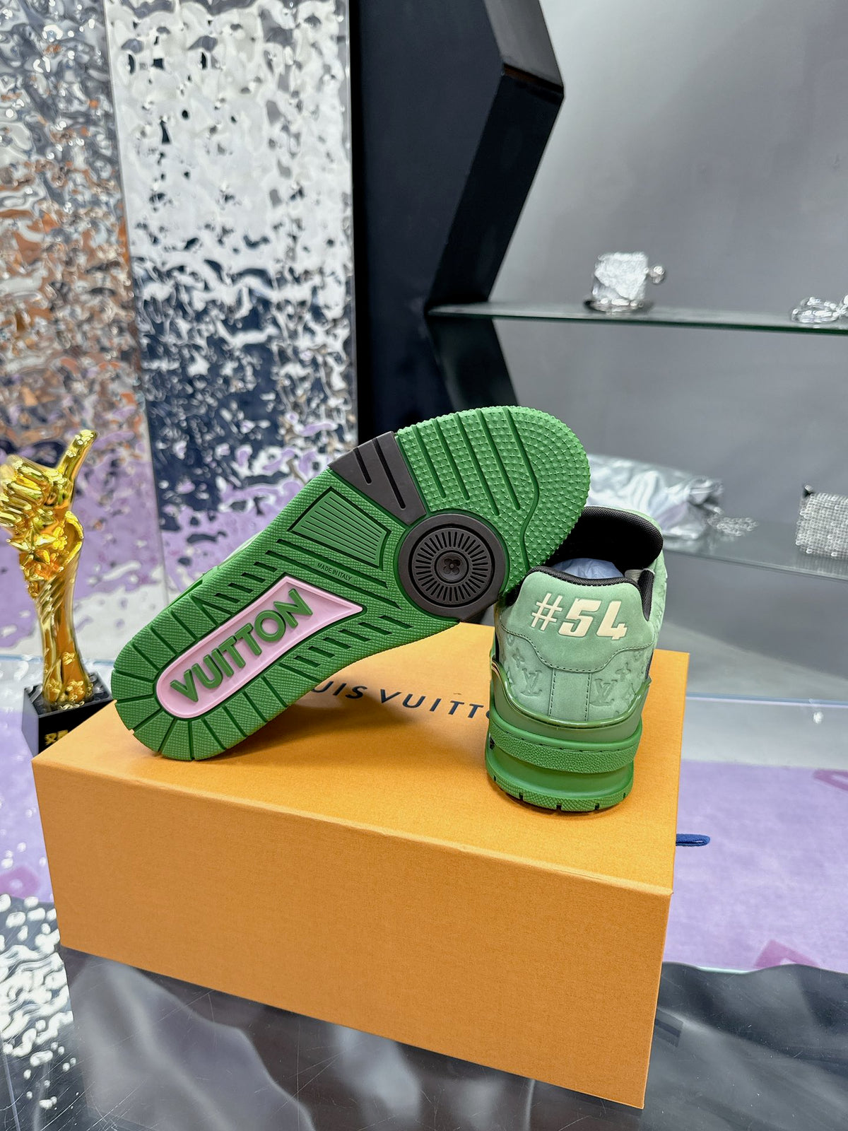 Louis Vuitton Trainer – Verde Monogram