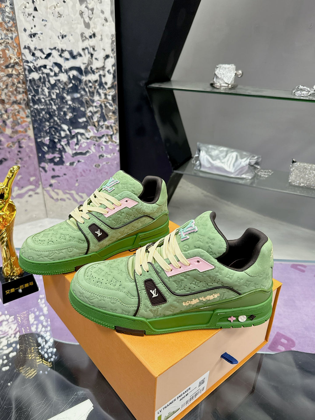 Louis Vuitton Trainer – Verde Monogram