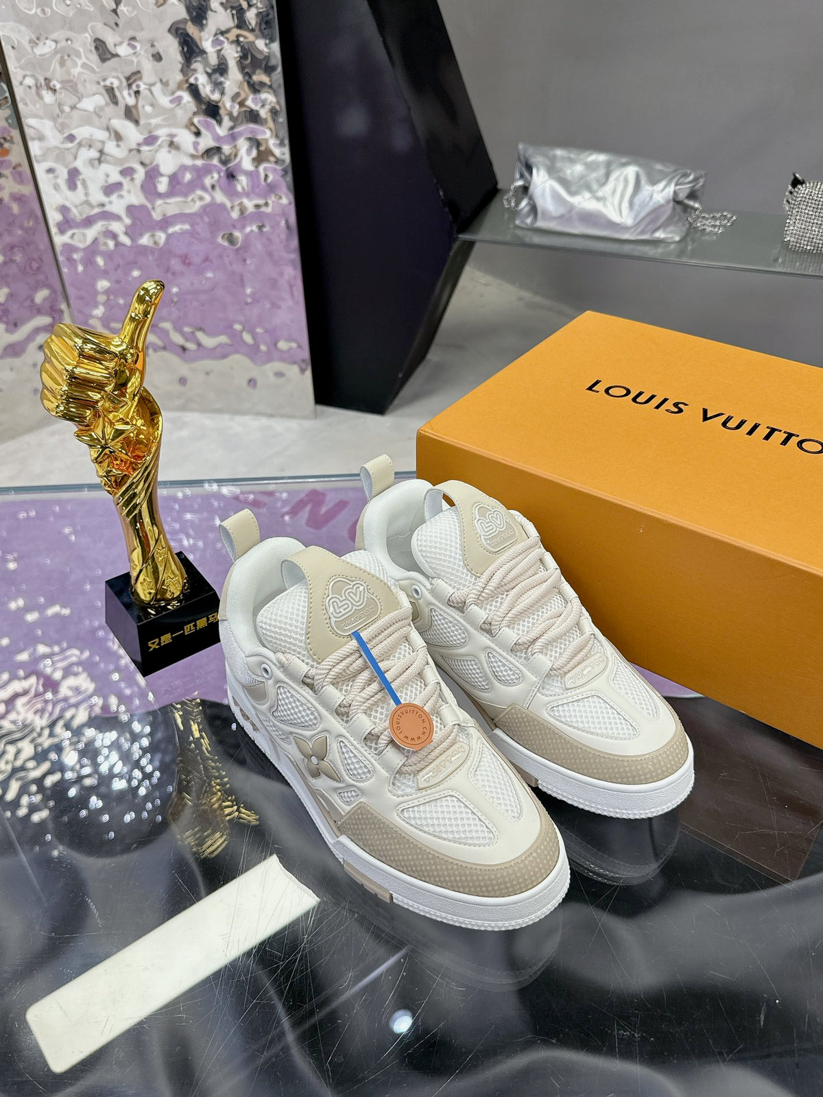Louis Vuitton LV Skate – Beige/Blanco