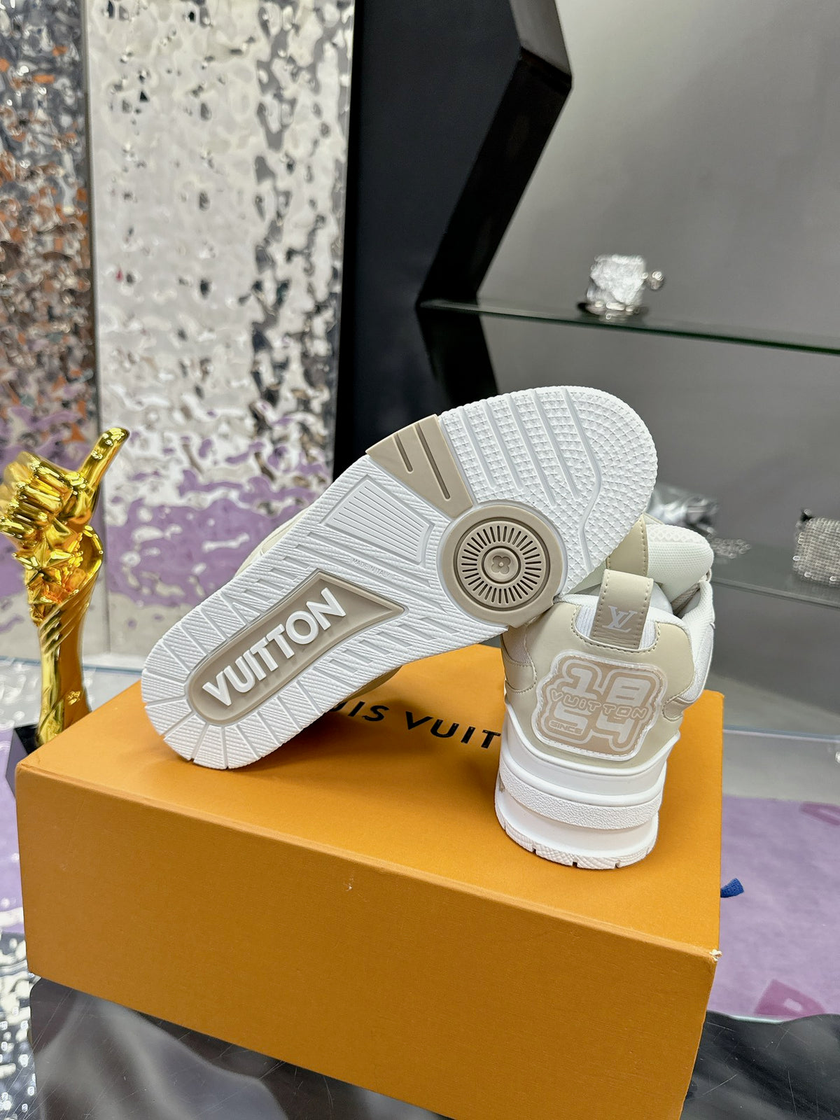 Louis Vuitton LV Skate – Beige/Blanco