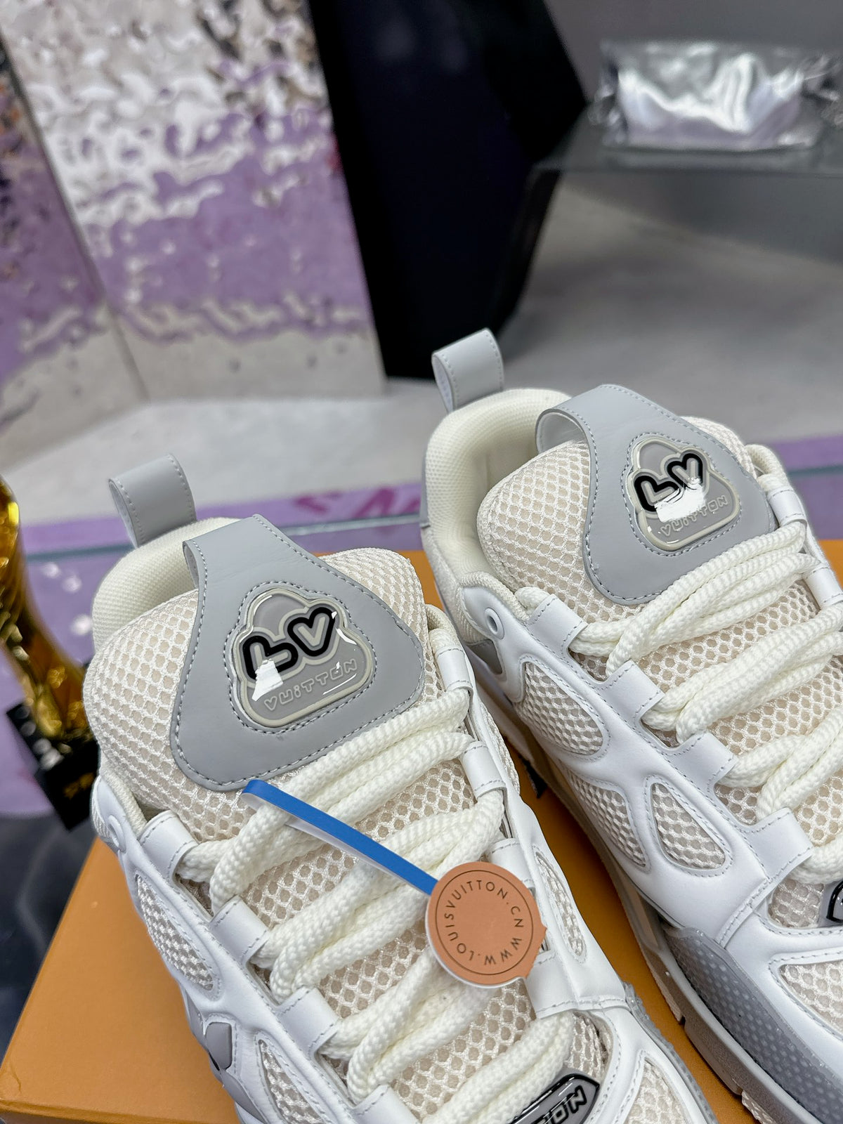 Louis Vuitton LV Skate – Gris/Blanco