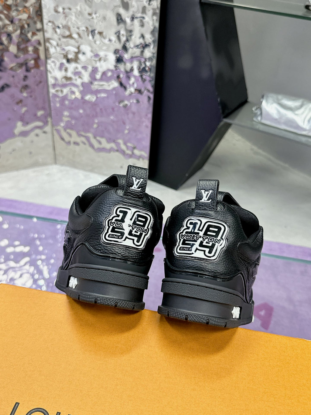 Louis Vuitton LV Skate – Negro Total