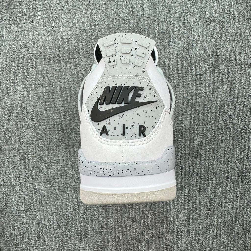 Air Jordan 4