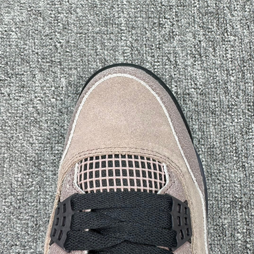 Air Jordan 4
