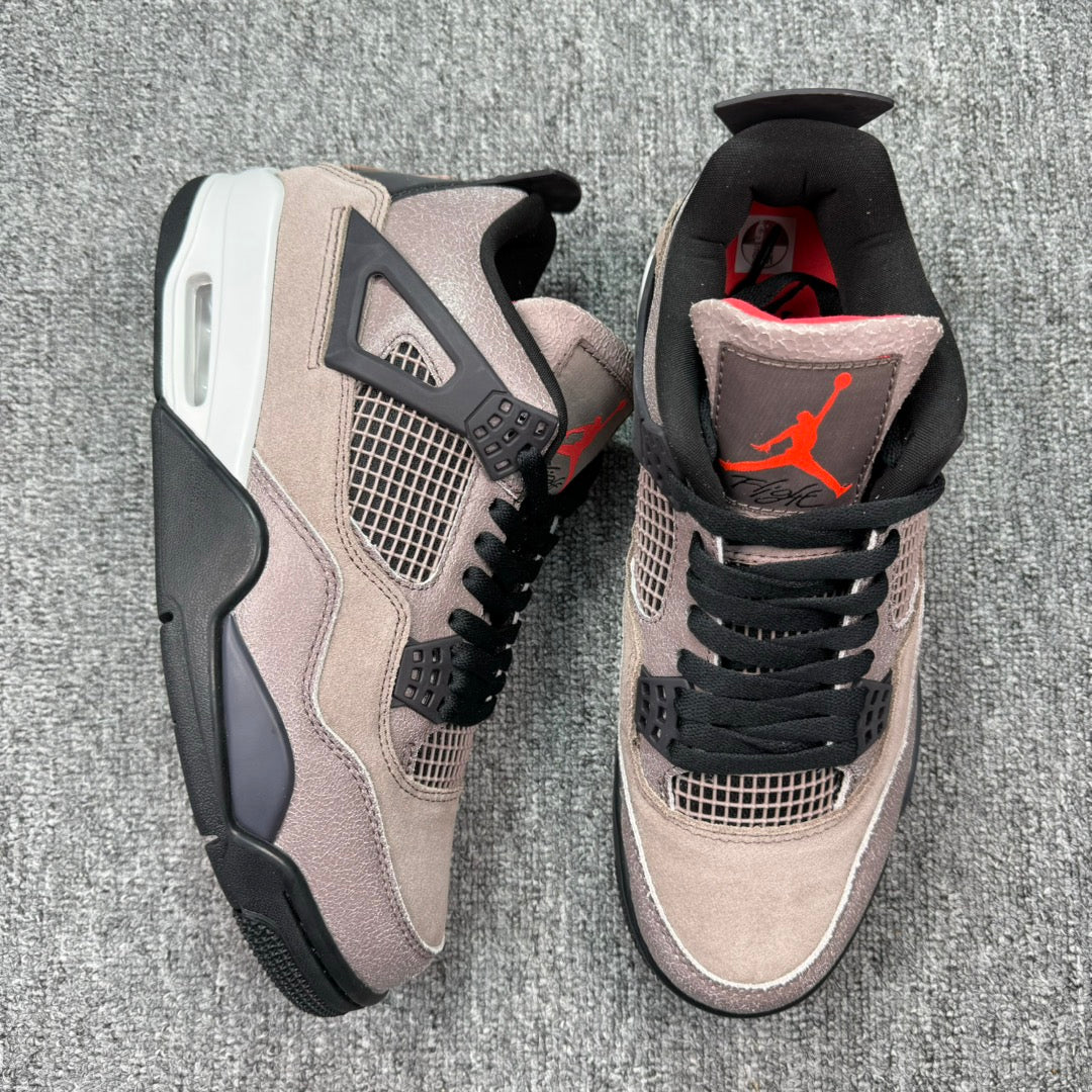 Air Jordan 4