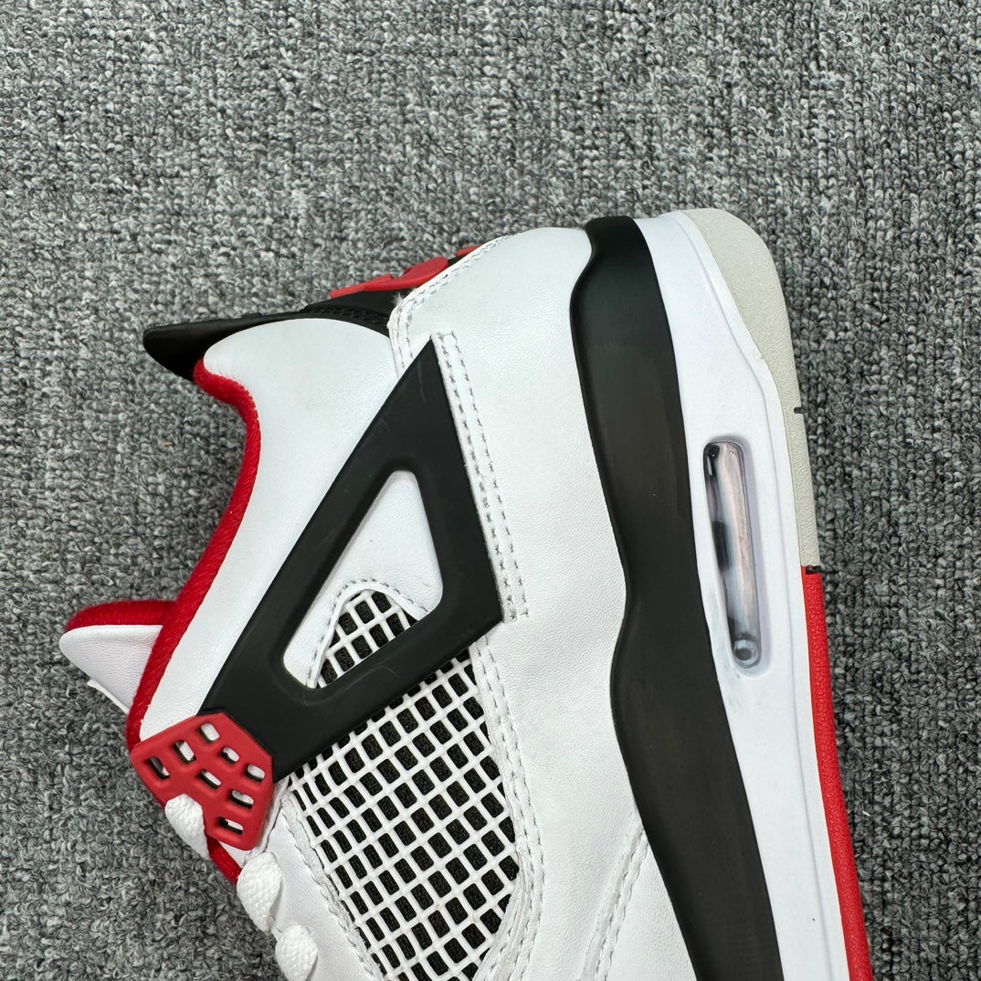 Air Jordan 4