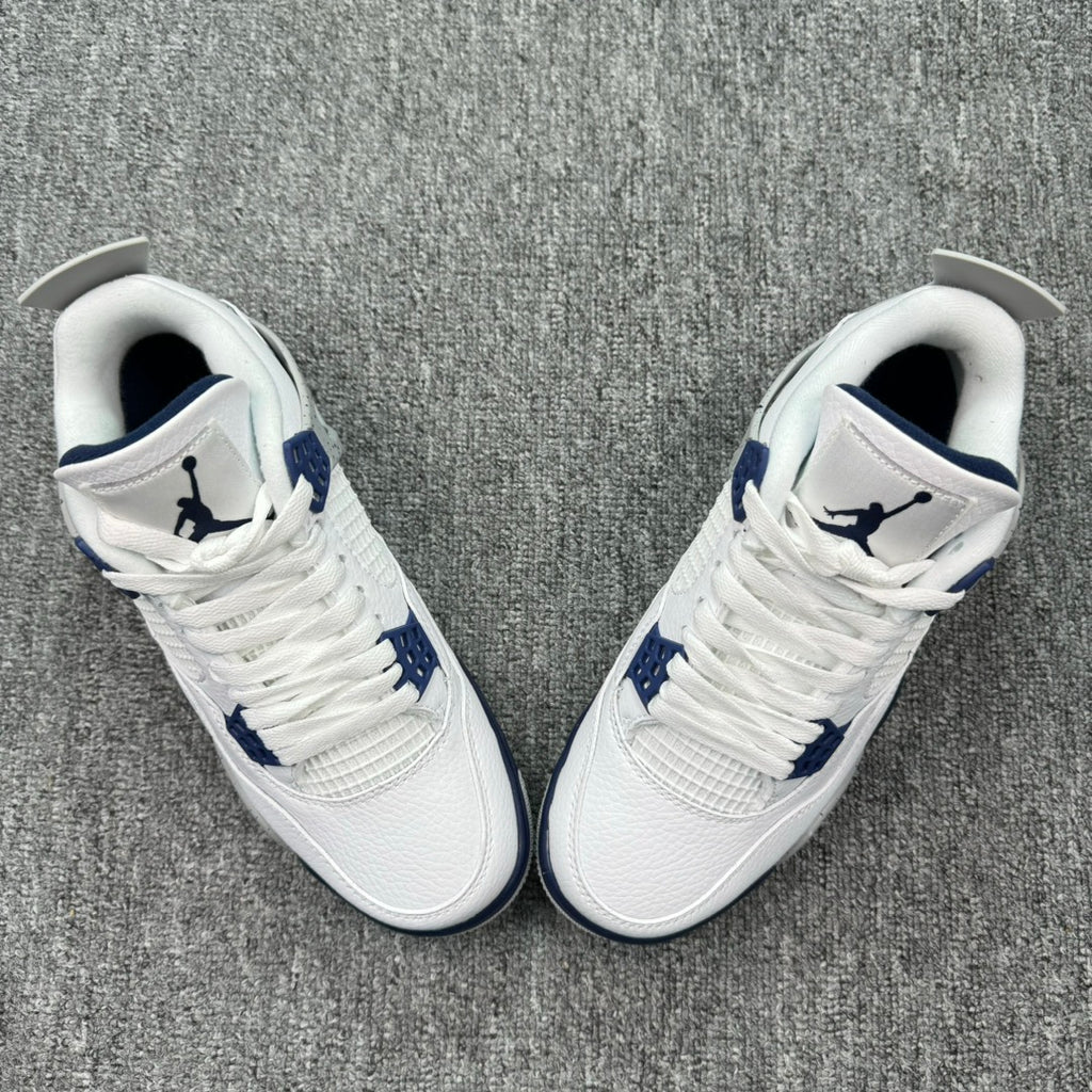Air Jordan 4