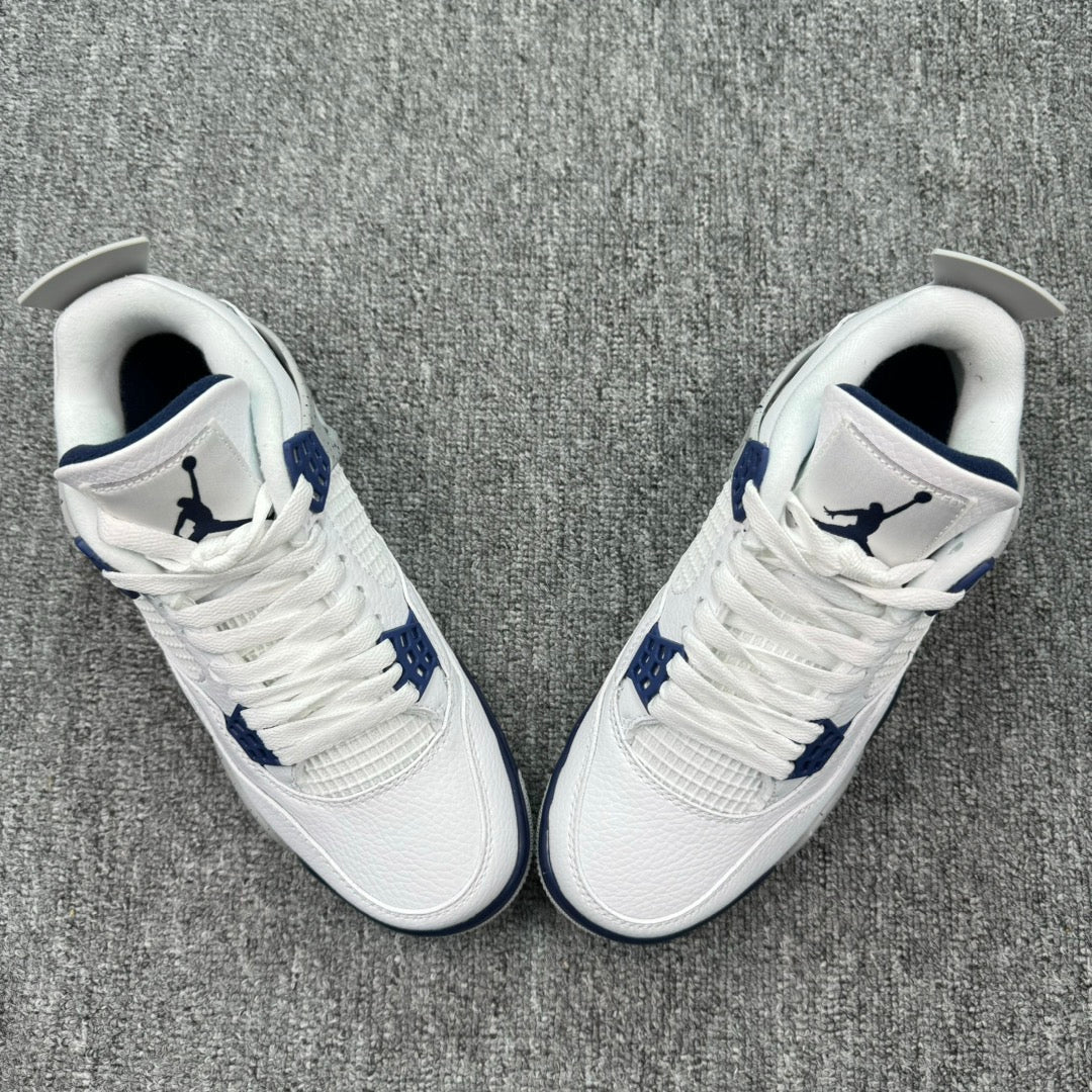 Air Jordan 4