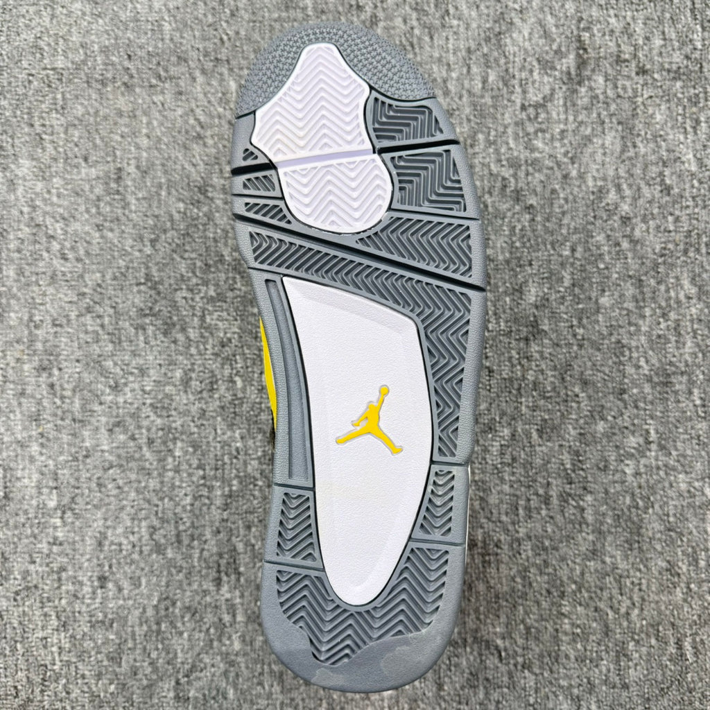 Air Jordan 4