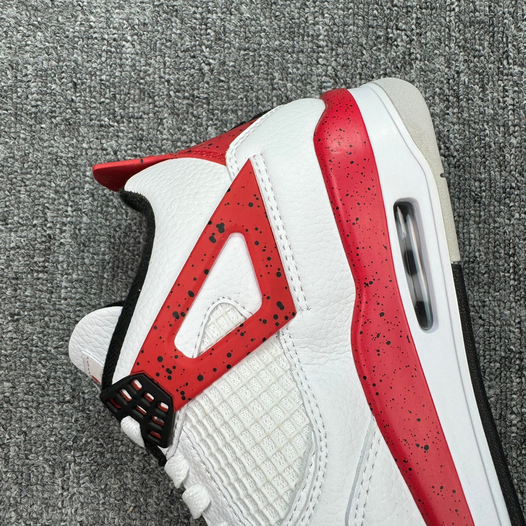 Air Jordan 4