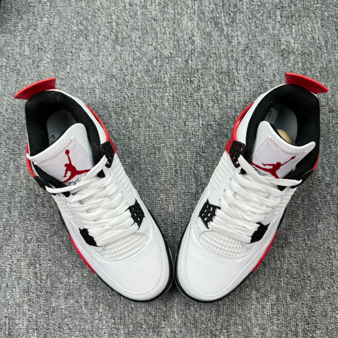 Air Jordan 4