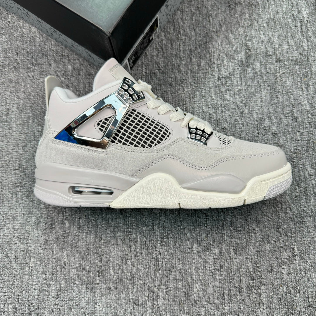 Air Jordan 4
