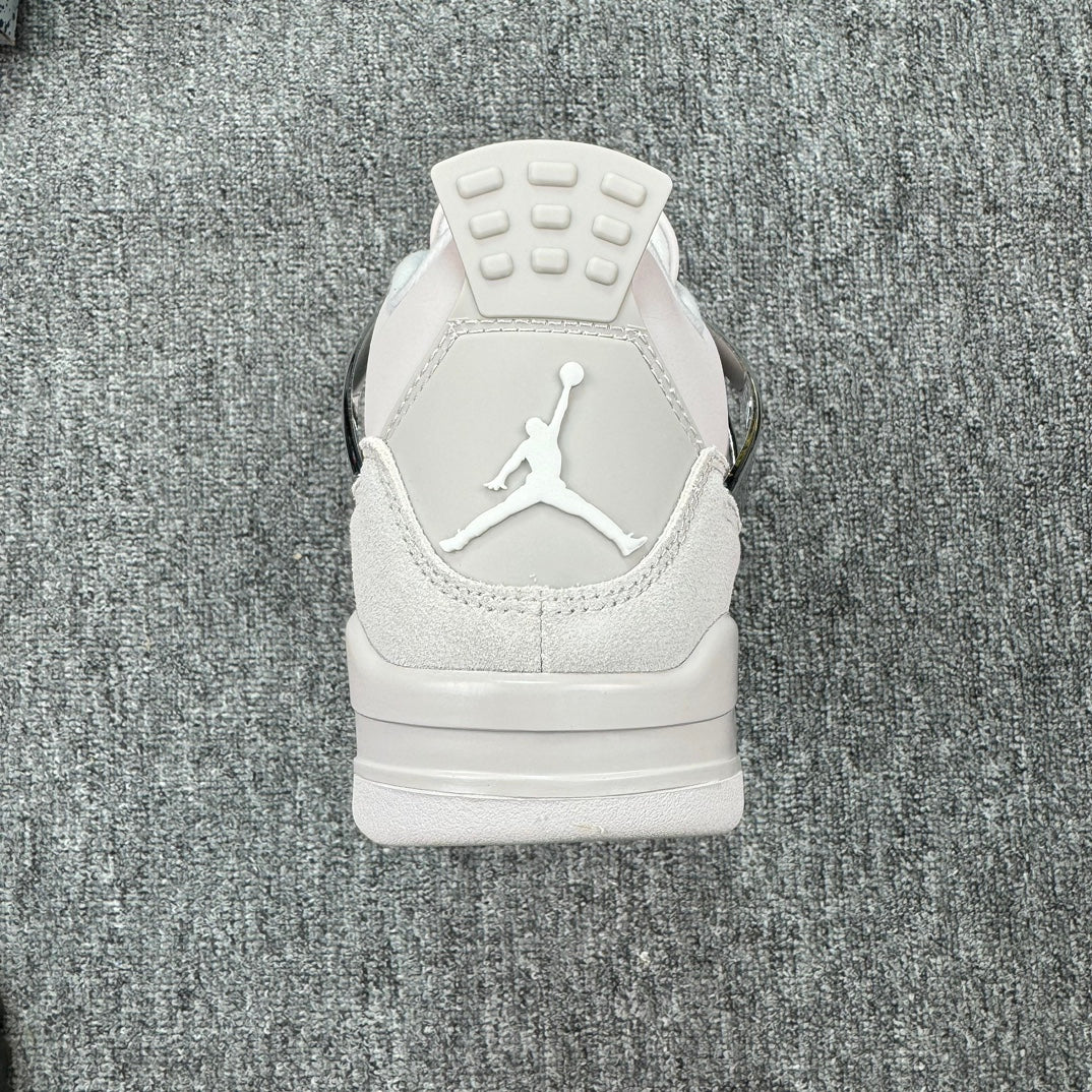 Air Jordan 4