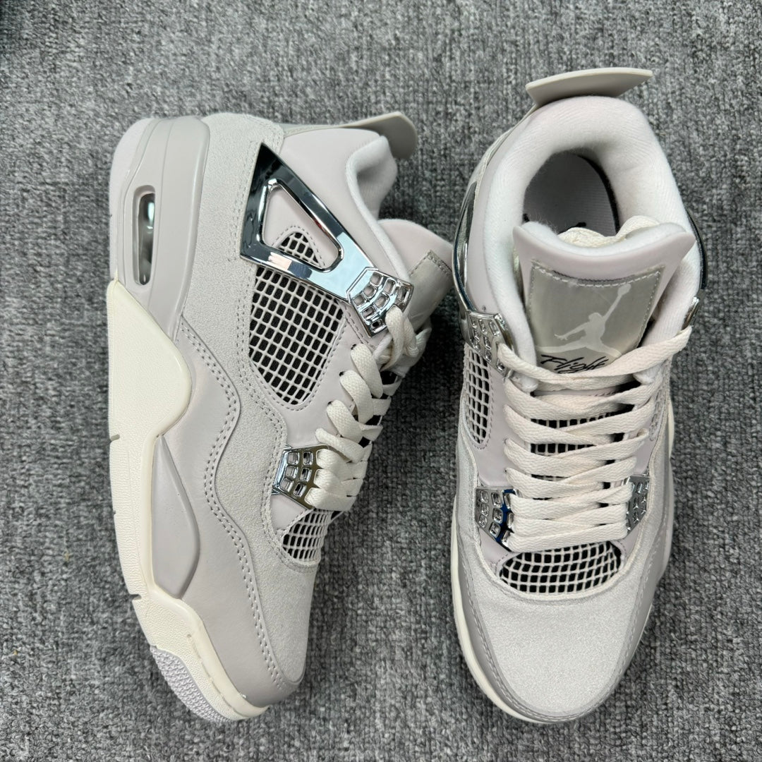 Air Jordan 4
