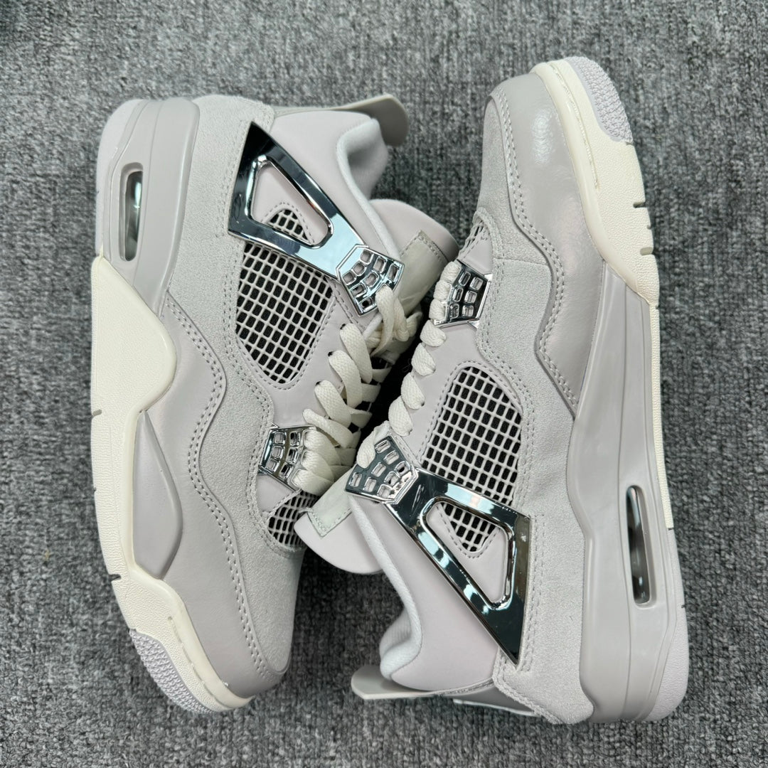 Air Jordan 4