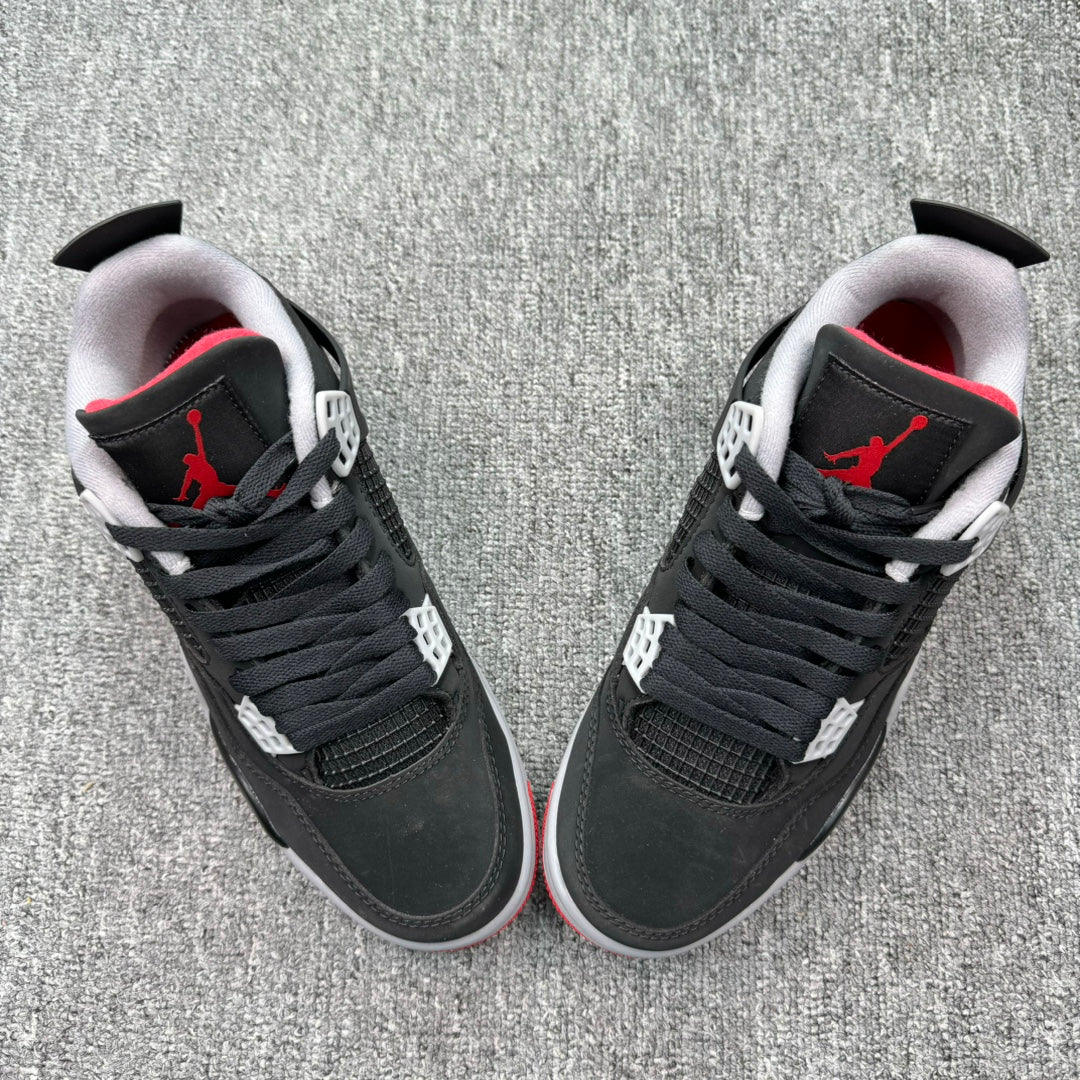 Air Jordan 4